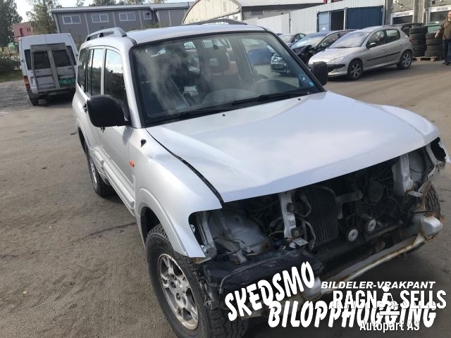 Mitsubishi Pajero 2000-2006 (Type III) , Motorkode: 4D56, Girkassekode: V5M31-6-N