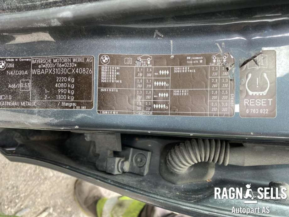 BMW 5-Serie 2003-2010 (E60/E61) (E60/E61), Motorkode: N47D20O0, Girkassekode: GS6-37DZ