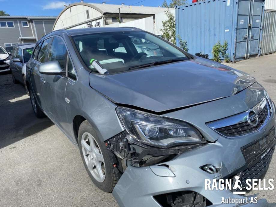 Opel Astra J 2010-2015 , Motorkode: A17DTR, Girkassekode: MZ4