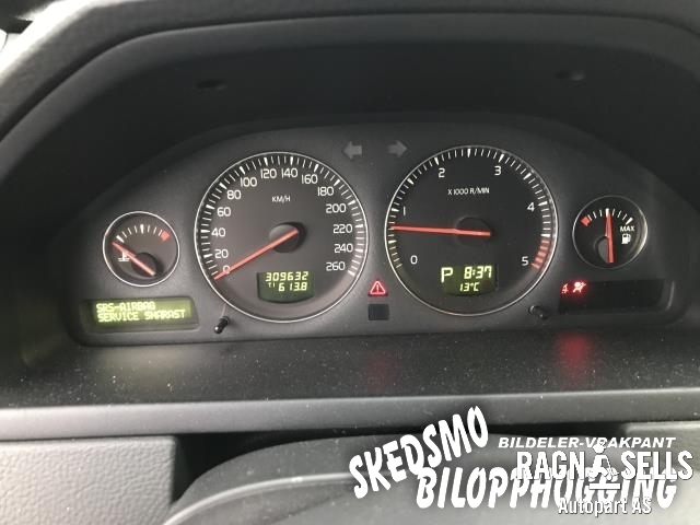 Volvo XC90 2002-2006 (Type I, Fase 1) , Motorkode: D5244T, Girkassekode: 5-AUT 4WD / AW50/51 AWD