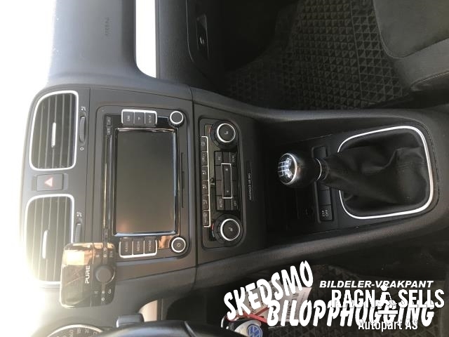 VW Golf VI 2008-2012 , Motorkode: CAXA, Girkassekode: LHY