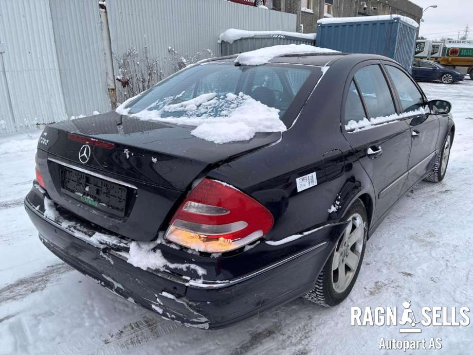 Mercedes E-Klasse 2002-2006 (Fase 1) (W211) (W211), Motorkode: D113967(07N), Girkassekode: D722633(23Y)