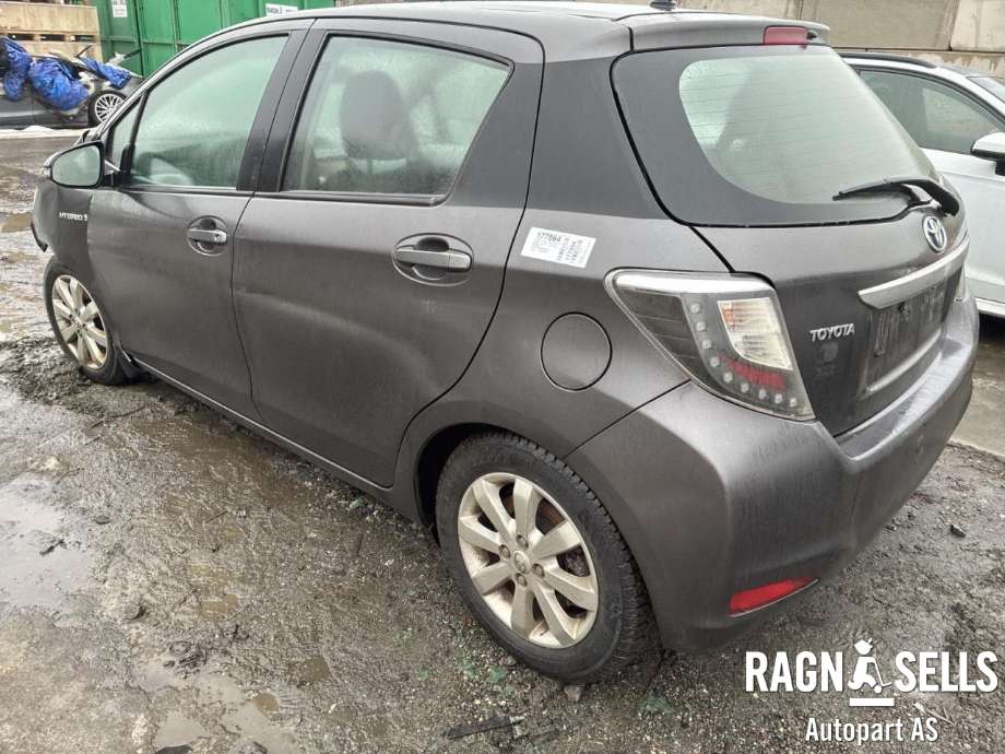 Toyota Yaris 2012-2014 (Type III, Fase 1) , Motorkode: 1NZ-FXE, Girkassekode: 