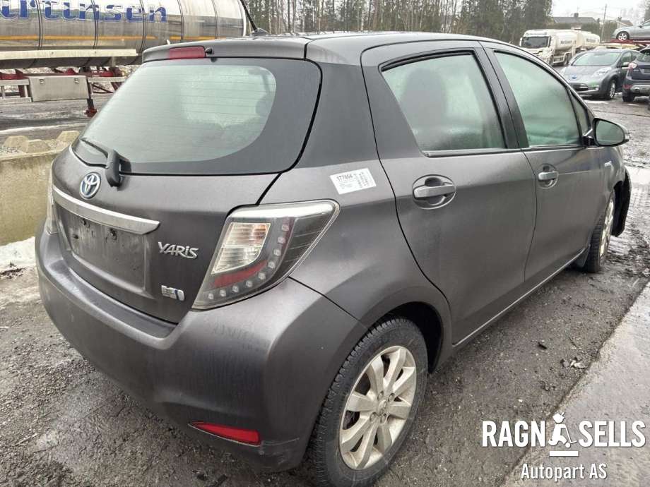 Toyota Yaris 2012-2014 (Type III, Fase 1) , Motorkode: 1NZ-FXE, Girkassekode: 