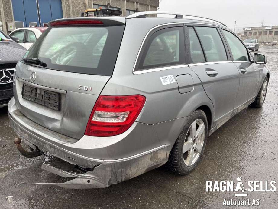 Mercedes C-Klasse 2011-2014 (Fase 2) (W204) (W204), Motorkode: D651913, Girkassekode: D722996