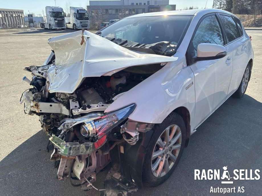 Toyota Auris 2015-2019 (Type II, Fase 2) , Motorkode: 2ZR-FXE, Girkassekode: CVT