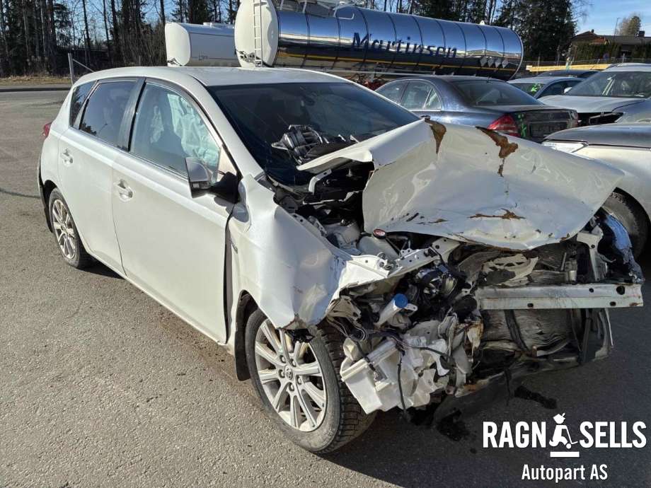 Toyota Auris 2015-2019 (Type II, Fase 2) , Motorkode: 2ZR-FXE, Girkassekode: CVT