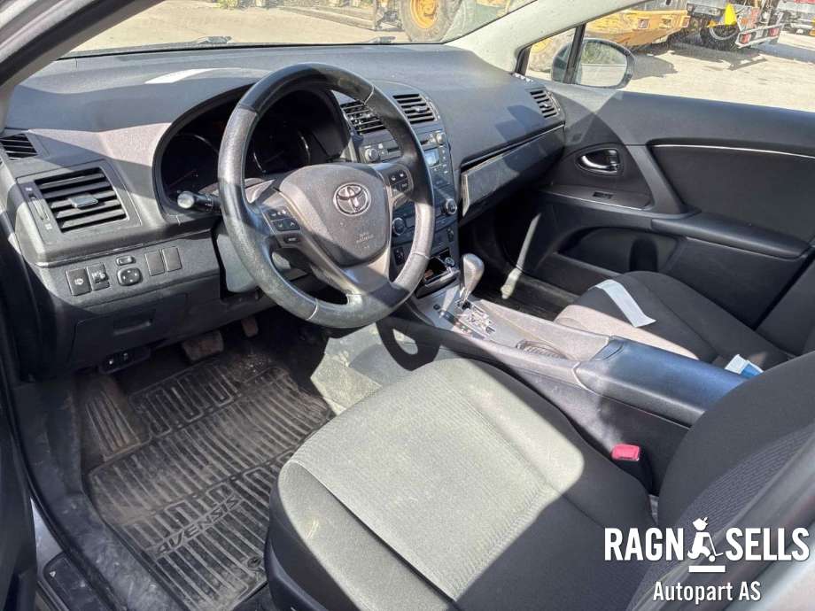 Toyota Avensis 2009-2015 (Type III, Fase 1) , Motorkode: 2ZR-FAE, Girkassekode: 