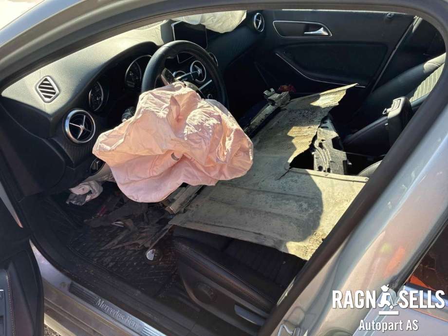 Mercedes A-Klasse 2012-2018 (W176) delebil , Motorkode: 270910, Girkassekode: