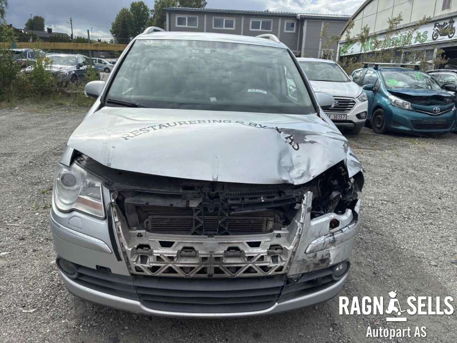 VW Touran 2007-2010 (Type I, Fase 2) , Motorkode: BLS, Girkassekode: KWD