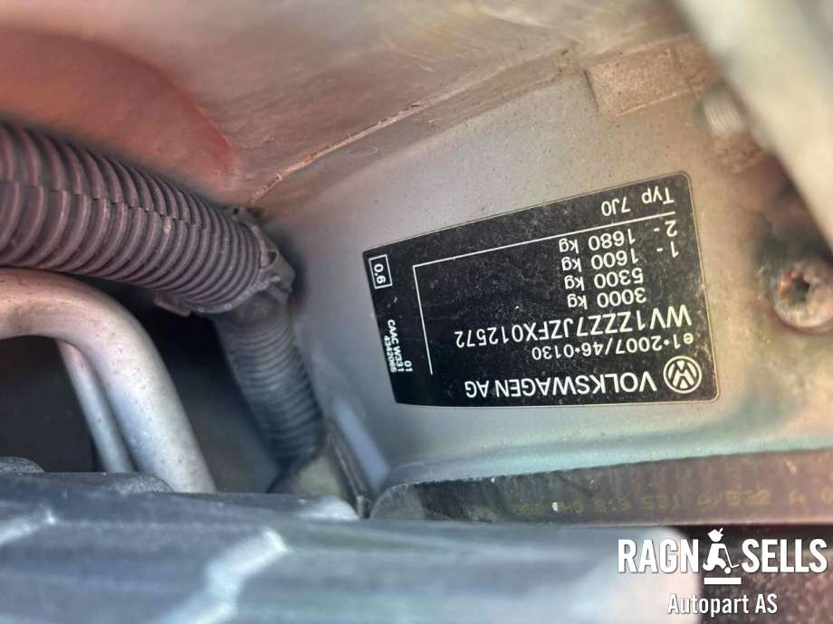 VW Transporter / Caravelle 2009-2015 (Fase 2) (T5) (T5), Motorkode: CAA, Girkassekode: 