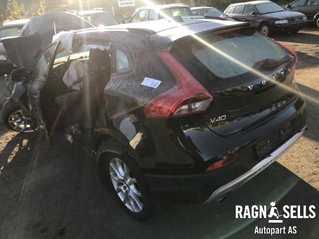 Volvo V40 2012-2019 , Motorkode: B4154T4, Girkassekode: 2WD / TF-71SC