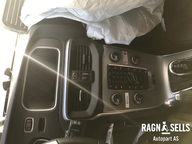 Volvo V40 2012-2019 , Motorkode: B4154T4, Girkassekode: 2WD / TF-71SC