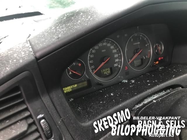 Volvo XC70 2001-2004 (Type I, Fase 1) , Motorkode: D5244T, Girkassekode: AW50/51 AWD