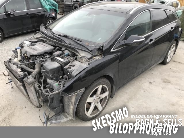 Hyundai i40 2012-2017 , Motorkode: D4FDBU019464, Girkassekode: TN02BU057404