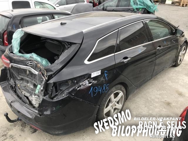 Hyundai i40 2012-2017 , Motorkode: D4FDBU019464, Girkassekode: TN02BU057404