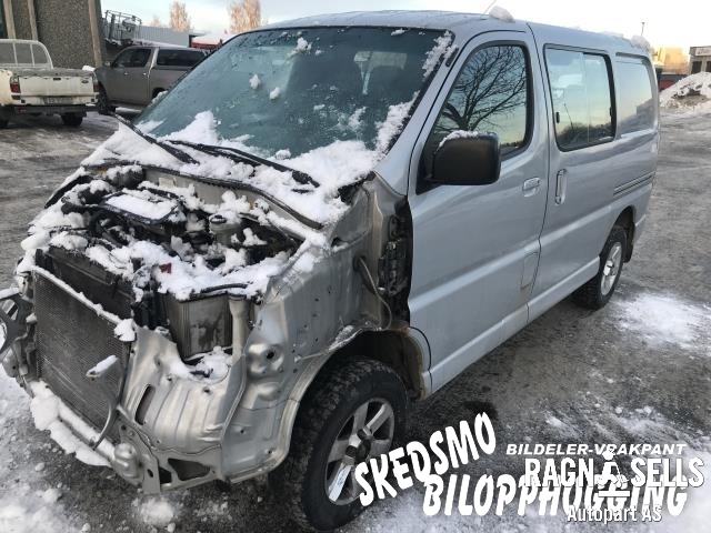 Toyota Hiace 2007-2012 (Fase 3) , Motorkode: 2KDFTV 1900030481, Girkassekode: 3303026A60