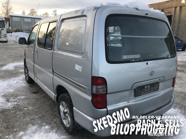 Toyota Hiace 2007-2012 (Fase 3) , Motorkode: 2KDFTV 1900030481, Girkassekode: 3303026A60