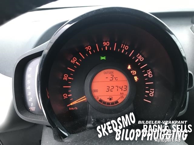 Toyota Aygo 2014-->> (Type II) , Motorkode: 1KR-FE      190000Q070, Girkassekode: 303000H050