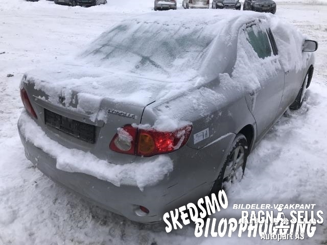 Toyota Corolla 2007-2013 , Motorkode: 1ZR-FE      190000T010, Girkassekode: 3030002100