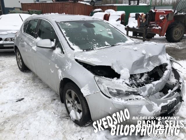 Opel Astra J 2010-2015 , Motorkode: A16XER, Girkassekode: F17
