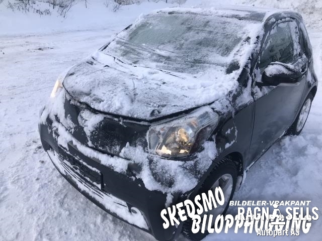 Toyota iQ 2009-2014 , Motorkode: 1KR-FE 1900040220, Girkassekode: 3030074030