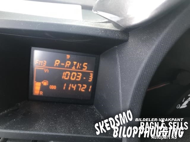 Toyota iQ 2009-2014 , Motorkode: 1KR-FE 1900040220, Girkassekode: 3030074030
