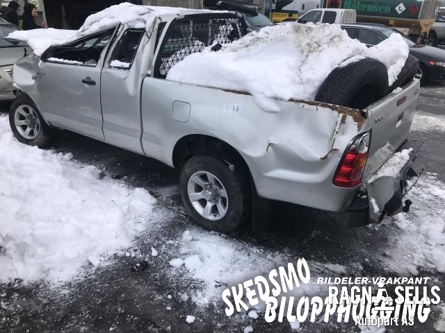 Toyota Hilux 2006-2011 , Motorkode: 2KD-FTV   1900030440, Girkassekode: 330300K260