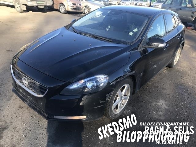 Volvo V40 2012-2019 , Motorkode: D4162T, Girkassekode: B6