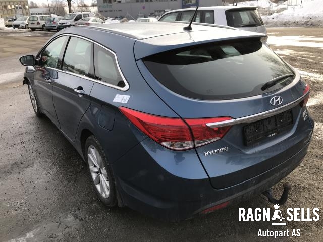 Hyundai i40 2012-2017 , Motorkode: D4FD, Girkassekode: TN02BU069102