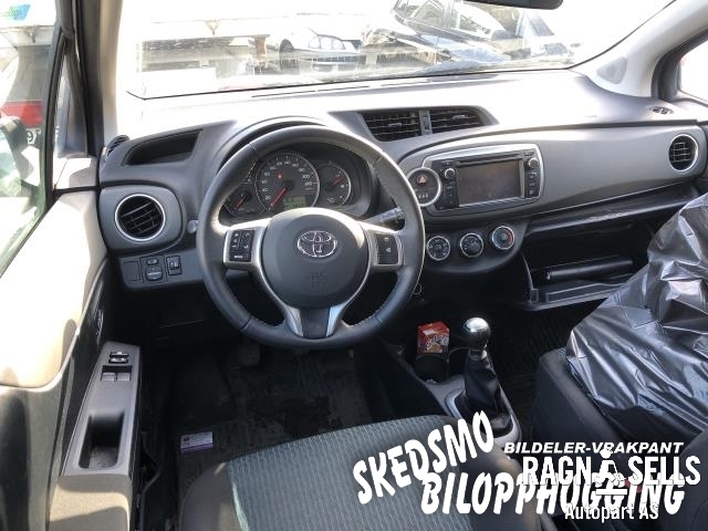 Toyota Yaris 2012-2014 (Type III, Fase 1) , Motorkode: 1NR-FE     1900047180, Girkassekode: 303000D200