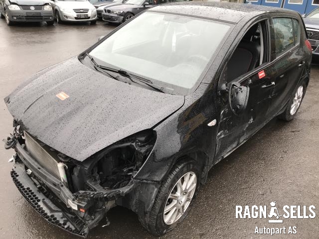 Hyundai i20 2009-2014 (Type I) , Motorkode: G4LA, Girkassekode: 4300002611