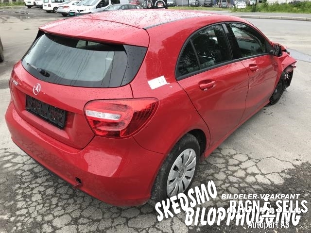 Mercedes A-Klasse 2012-2018 (W176) (W176), Motorkode: 270910, Girkassekode: 72400200329246