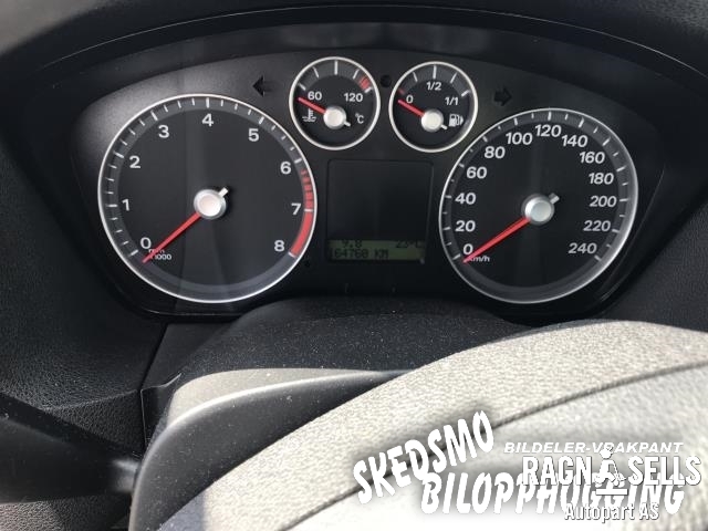 Ford Focus 2004-2007 (Type II, Fase 1) , Motorkode: HWDA, Girkassekode: 