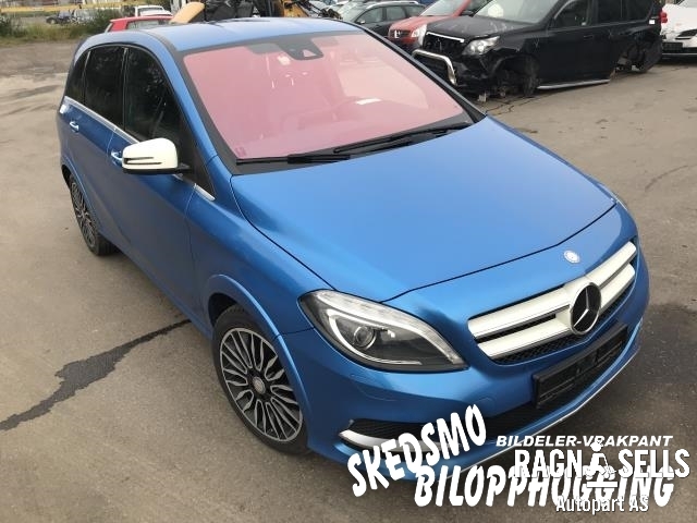 Mercedes B-Klasse 2011-2018 (W246) (W246), Motorkode: EM0004, Girkassekode: 