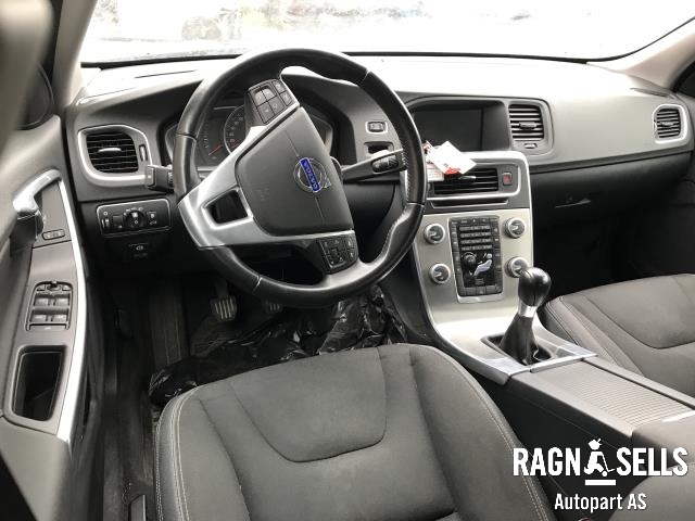 Volvo V60/V60 CC 2013-2018 (Type I, Fase 2) , Motorkode: D4162T, Girkassekode: MMT6