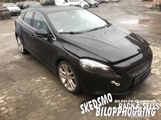 Volvo V40 2012-2019 , Motorkode: D4162T, Girkassekode: B6