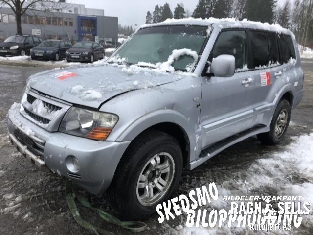 Mitsubishi Pajero 2000-2006 (Type III) , Motorkode: 4M41T, Girkassekode: MR593861