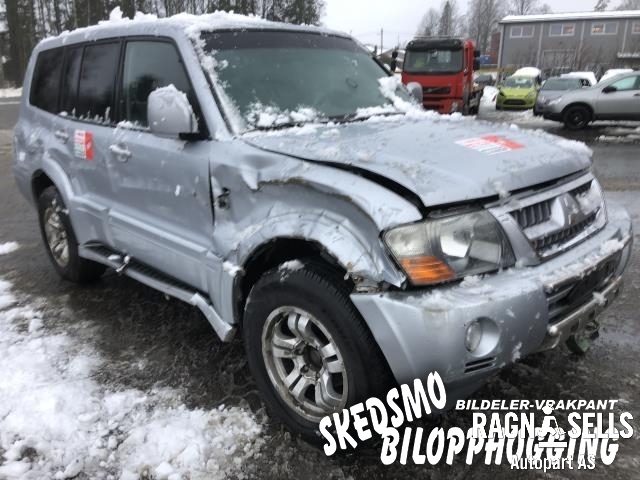 Mitsubishi Pajero 2000-2006 (Type III) , Motorkode: 4M41T, Girkassekode: MR593861