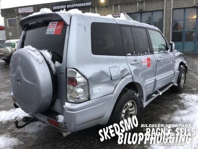 Mitsubishi Pajero 2000-2006 (Type III) , Motorkode: 4M41T, Girkassekode: MR593861