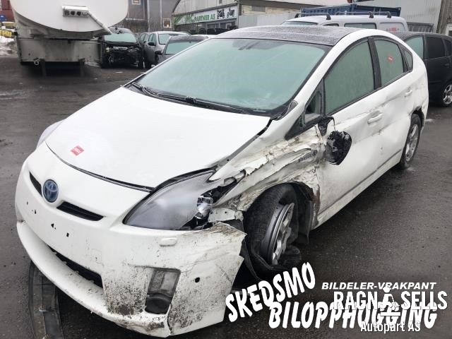 Toyota Prius 2009-2016 (Type III) (COMBI) (COMBI), Motorkode: 2ZR-FXE, Girkassekode: 3090047060