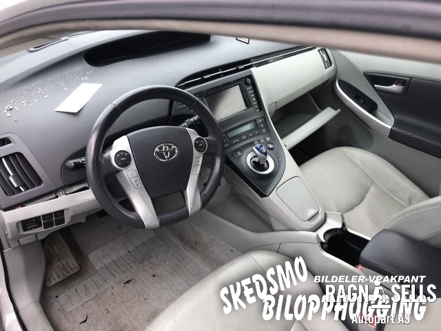 Toyota Prius 2009-2016 (Type III) (COMBI) (COMBI), Motorkode: 2ZR-FXE, Girkassekode: 3090047060