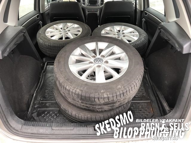 VW Golf Sportsvan 2014-2018 , Motorkode: CYVB, Girkassekode: QRL