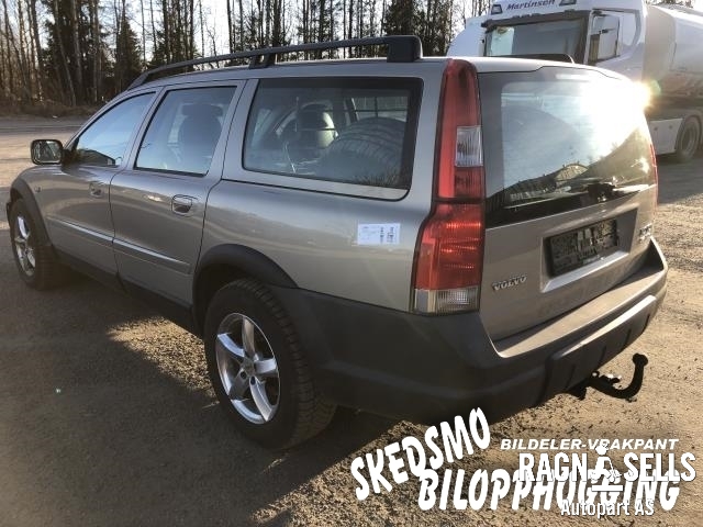 Volvo XC70 2001-2004 (Type I, Fase 1) , Motorkode: D 5244 T, Girkassekode: AW50/51 AWD