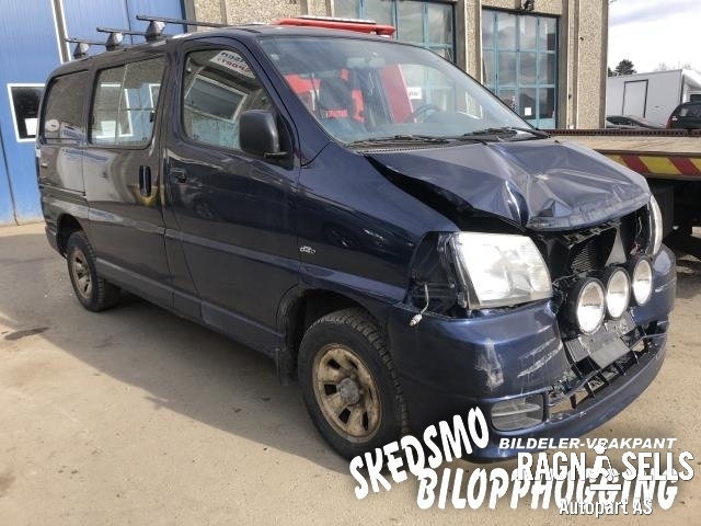 Toyota Hiace 2007-2012 (Fase 3) , Motorkode: 2KD-FTV, Girkassekode: 3303026A60