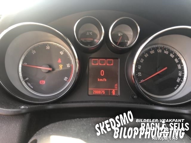 Opel Insignia A 2009-2014 , Motorkode: A20DTH, Girkassekode: