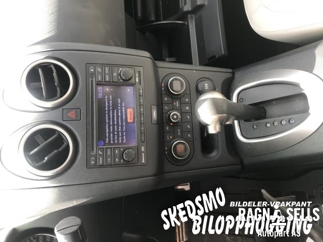Nissan Qashqai 2010-2014 (Type I, Fase 2) , Motorkode: HR16, Girkassekode: MCVT