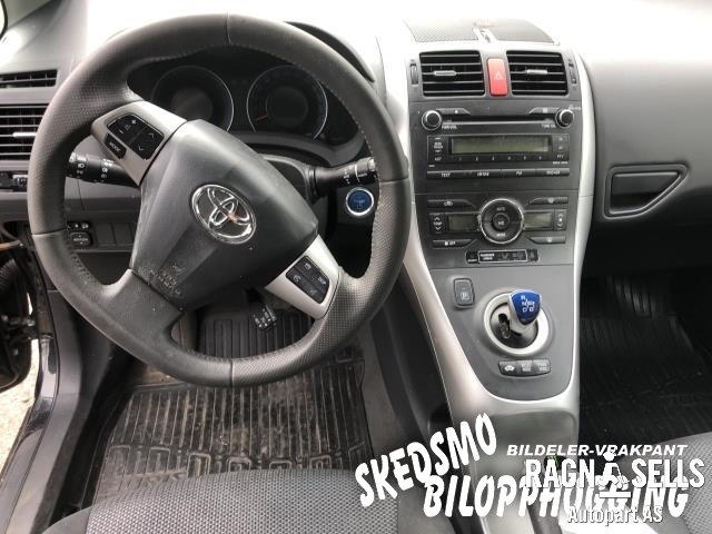 Toyota Auris 2010-2012 (Type I, Fase 2) , Motorkode: 2ZR-FXE, Girkassekode: 