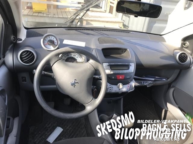 Peugeot 107 2006-2014 , Motorkode: 1KR-FE, Girkassekode: C553