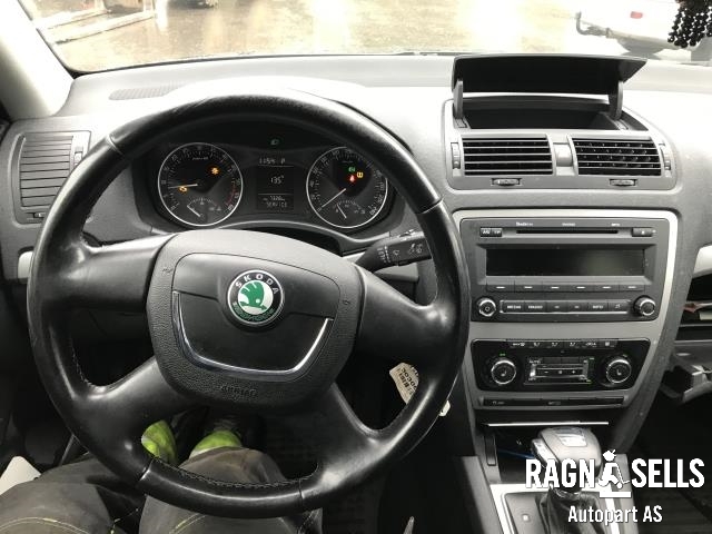 Škoda Octavia 2009-2013 (Type II, Fase 2) , Motorkode: CAYC, Girkassekode: MLE